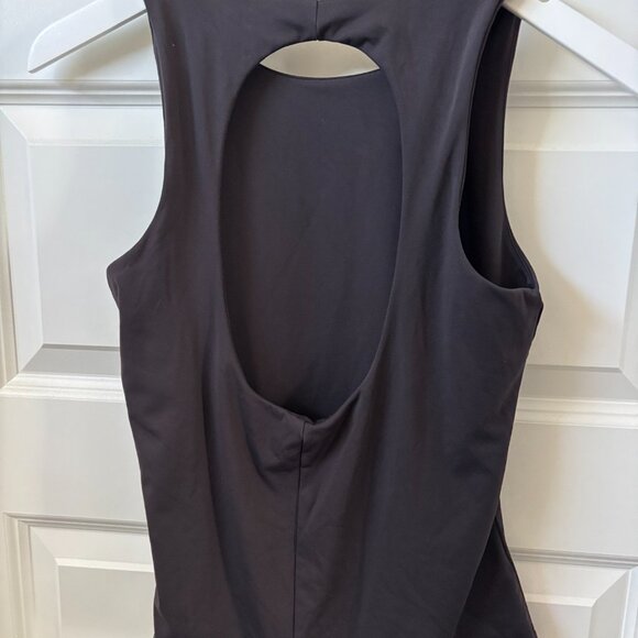 BARRY'S BLACK CIRCLE BACK TANK M / BLACK - Picture 2 of 2